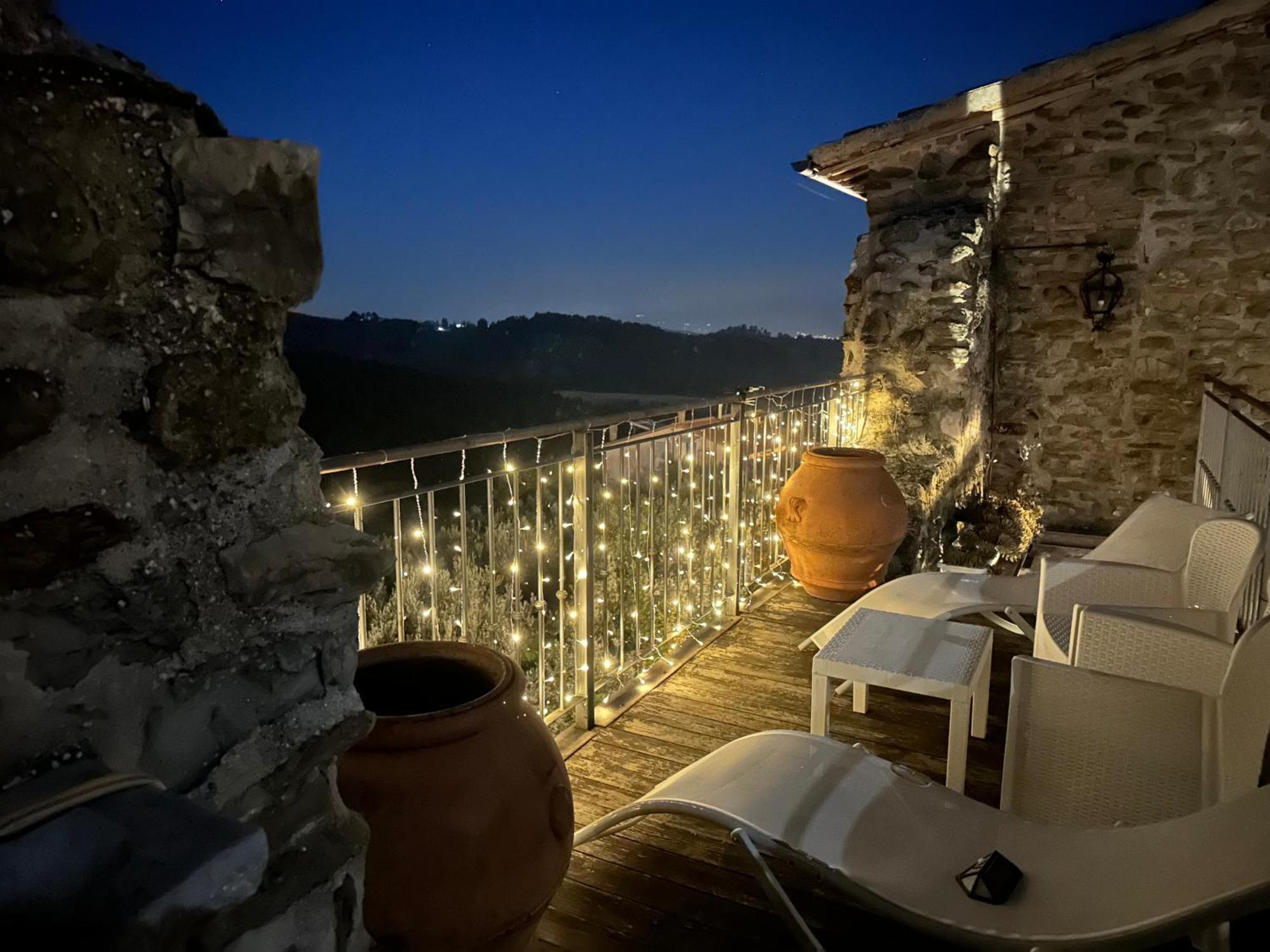 Appartamento Castello Di Francocci Spoleto Esterno foto