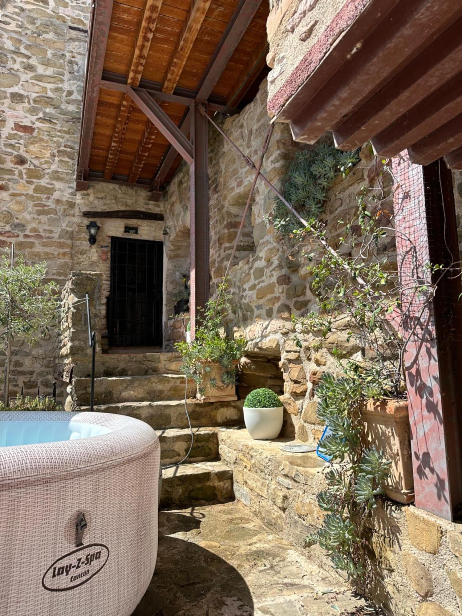 Appartamento Castello Di Francocci Spoleto Esterno foto